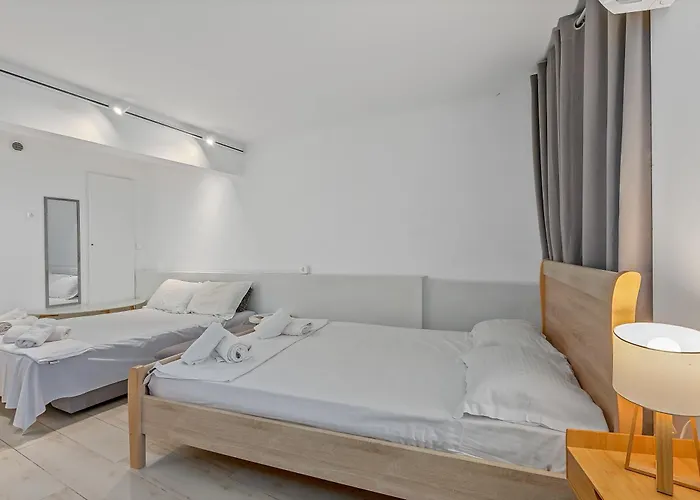 Athens Plaka Family Suites